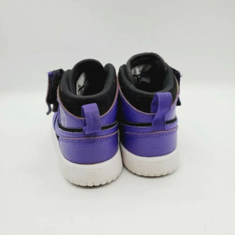 Nike boys black